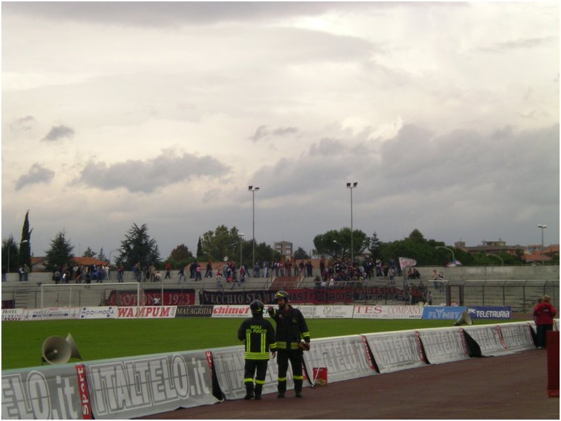 Arezzo - Crotone  10.10.2004 009